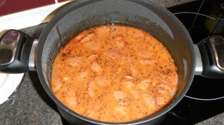 Chalupářský buřtguláš